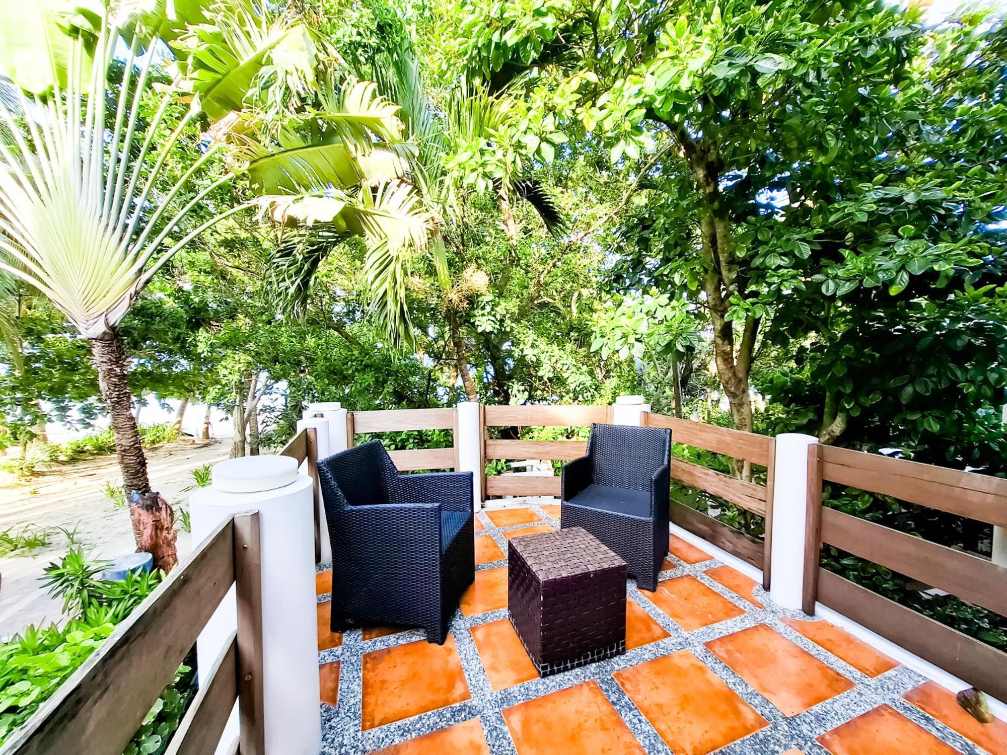 Aissatou 3* Balabag (Boracay)