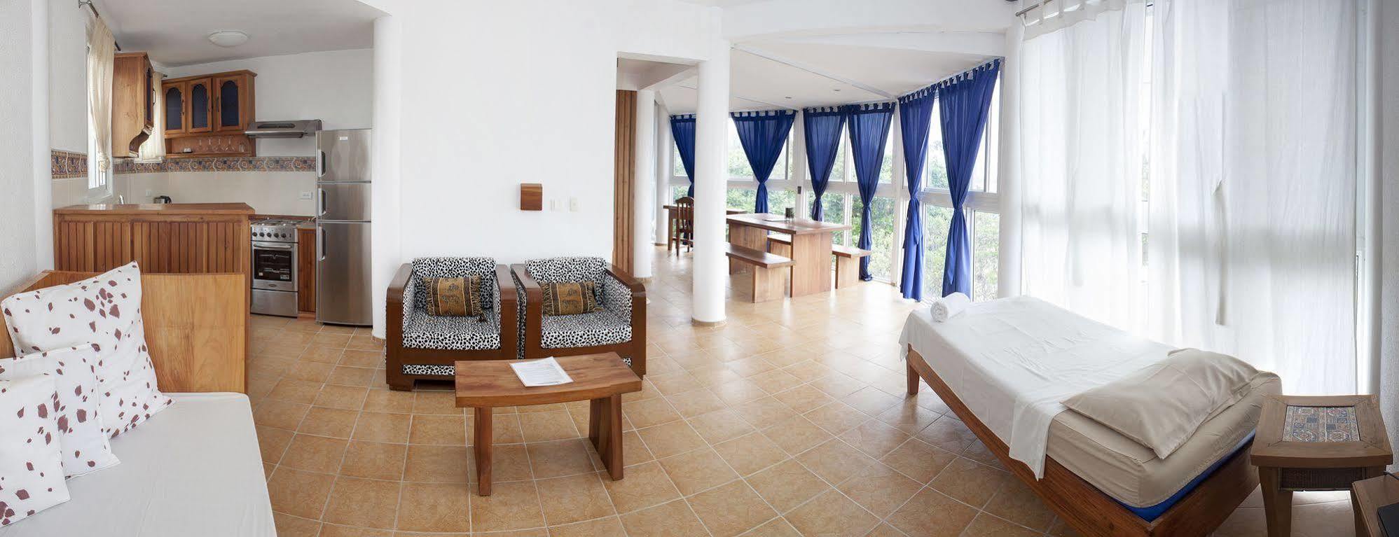 Aissatou Resort Balabag (Boracay)