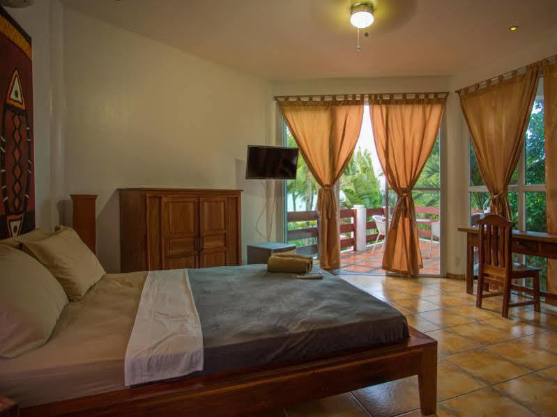Resort Aissatou Balabag (Boracay)